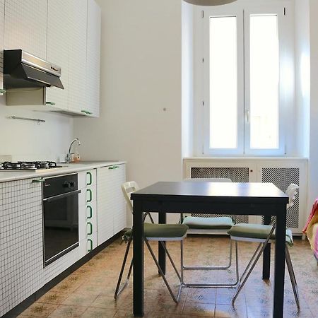 S. Ambrogio Cozy Apartment Милан Экстерьер фото