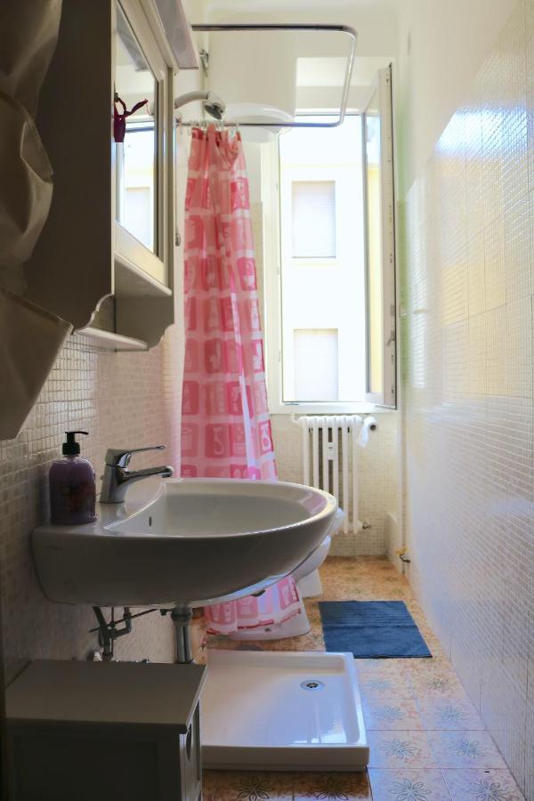 S. Ambrogio Cozy Apartment Милан Экстерьер фото